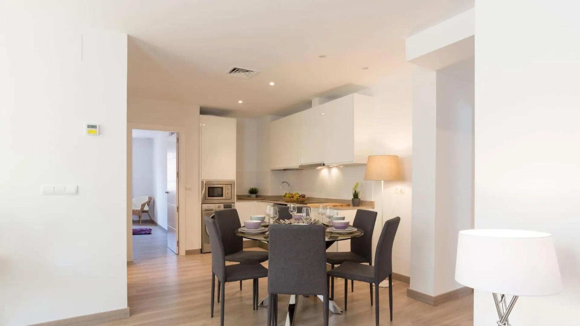 Sharingco Atarazanas Premium Apartment Malaga Spain